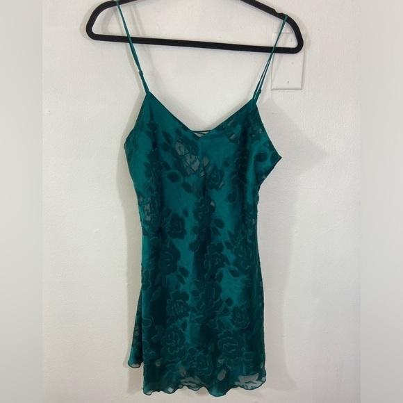 Vintage Victoria Secret Emerald Green Slip Dress M Satin Floral Y2K Whimsigoth - Picture 1 of 9